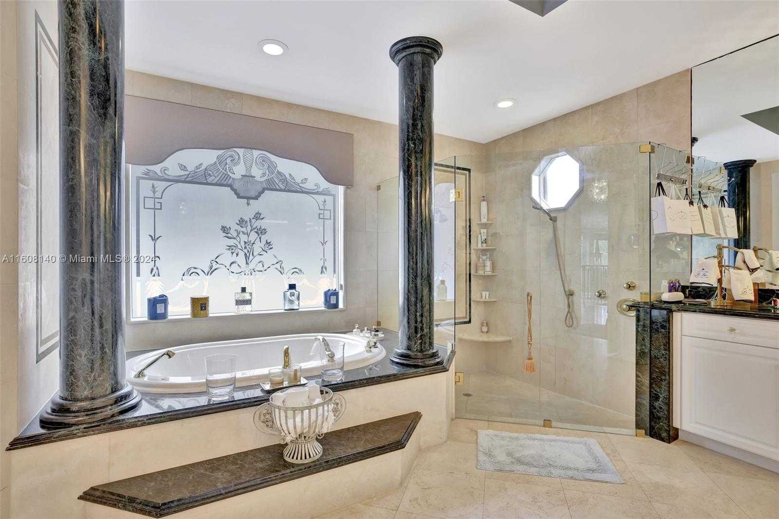 Small Image of 623 Riviera Isle Dr, Fort Lauderdale, FL 33301, USA Number 42