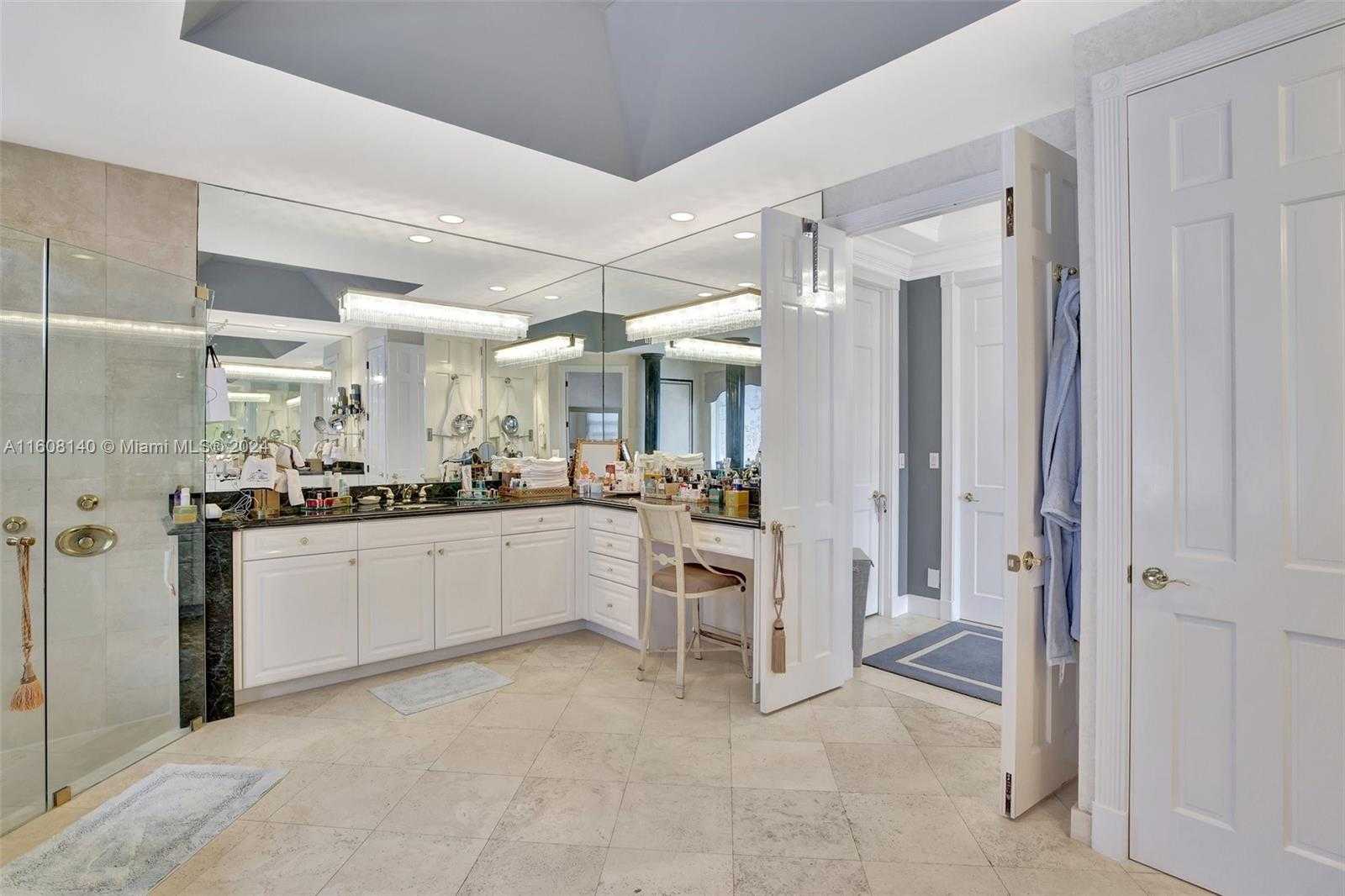 Small Image of 623 Riviera Isle Dr, Fort Lauderdale, FL 33301, USA Number 43