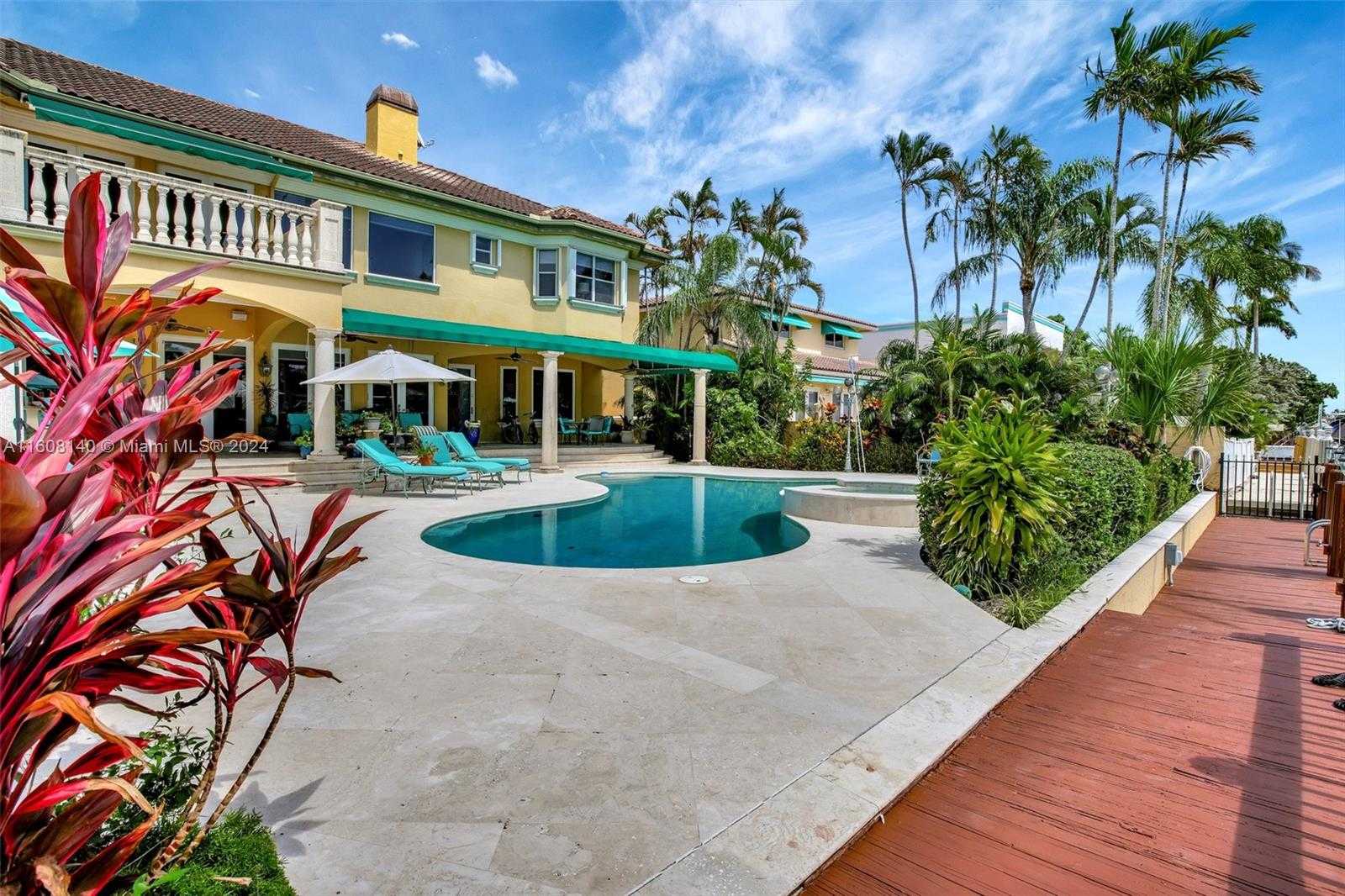 Small Image of 623 Riviera Isle Dr, Fort Lauderdale, FL 33301, USA Number 79
