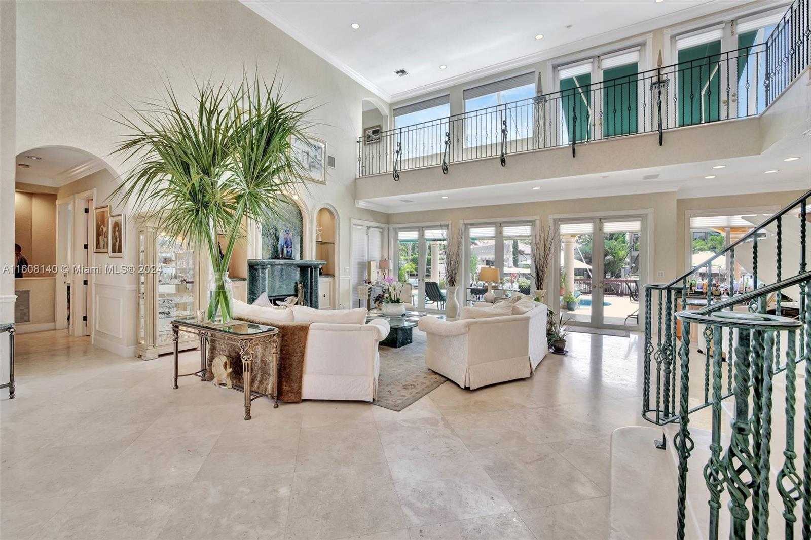 Small Image of 623 Riviera Isle Dr, Fort Lauderdale, FL 33301, USA Number 8