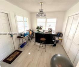 Small Image of Hollywood Number 6