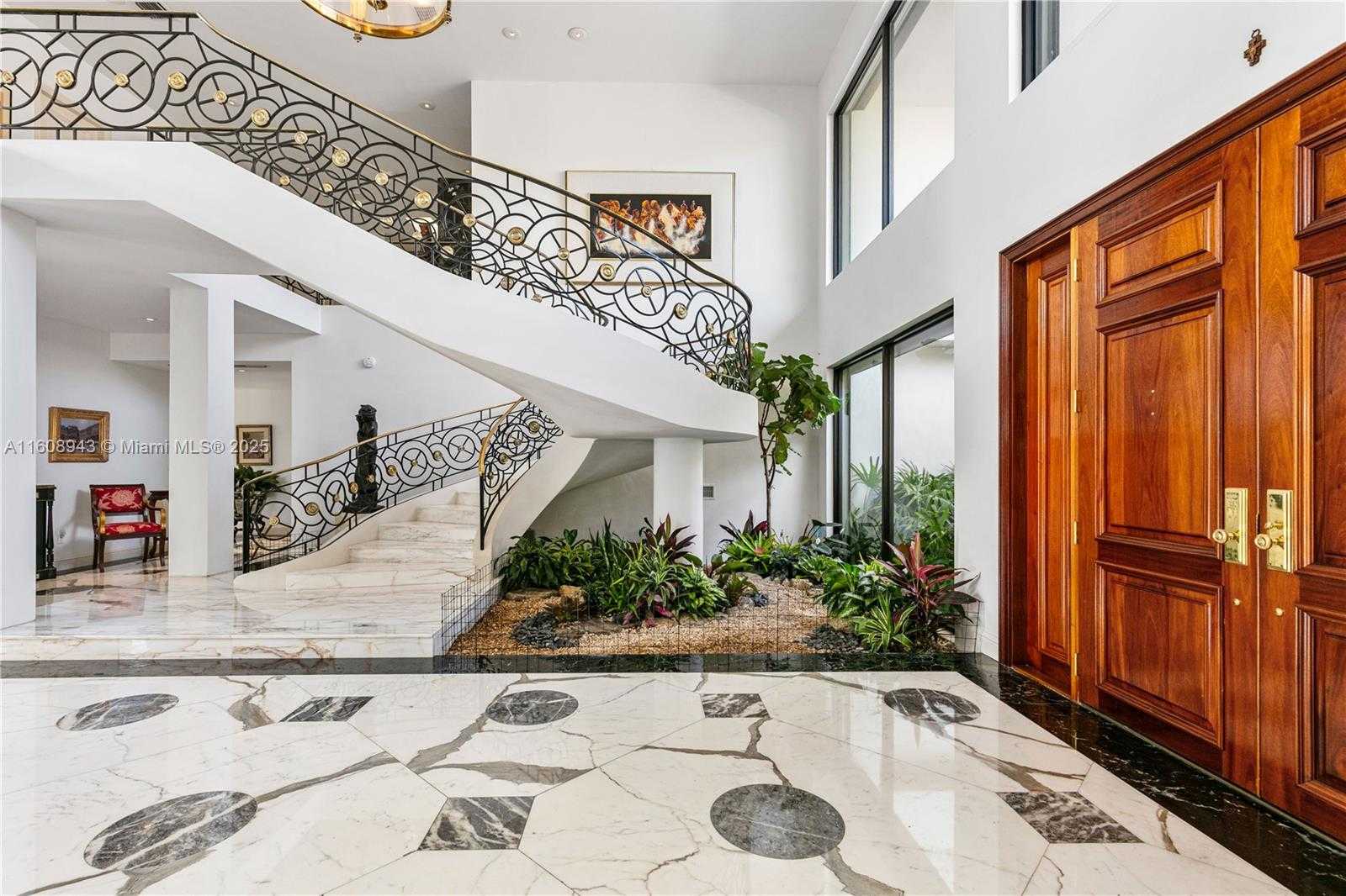 Small Image of 241 CAPE FLORIDA DR, Key Biscayne Number 15