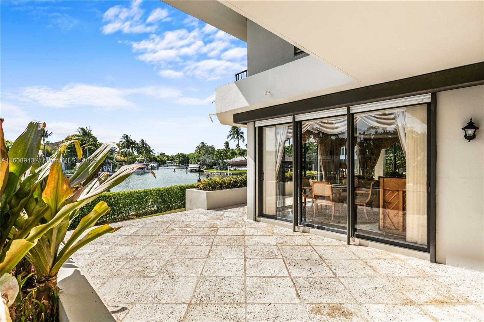 Small Image of 241 CAPE FLORIDA DR, Key Biscayne Number 42