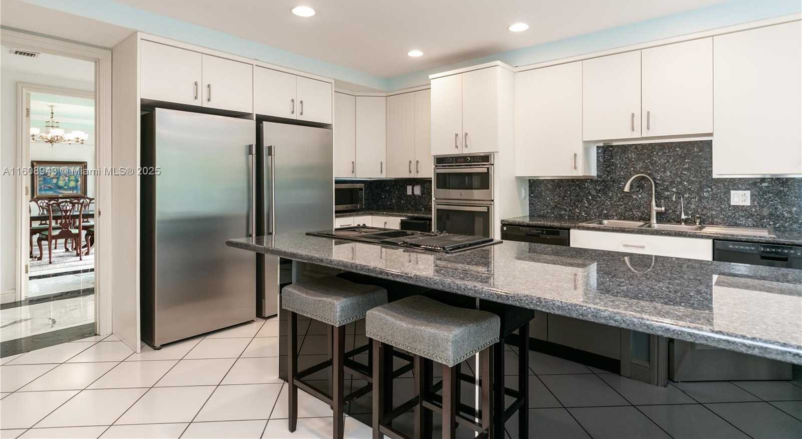 Small Image of 241 CAPE FLORIDA DR, Key Biscayne Number 79