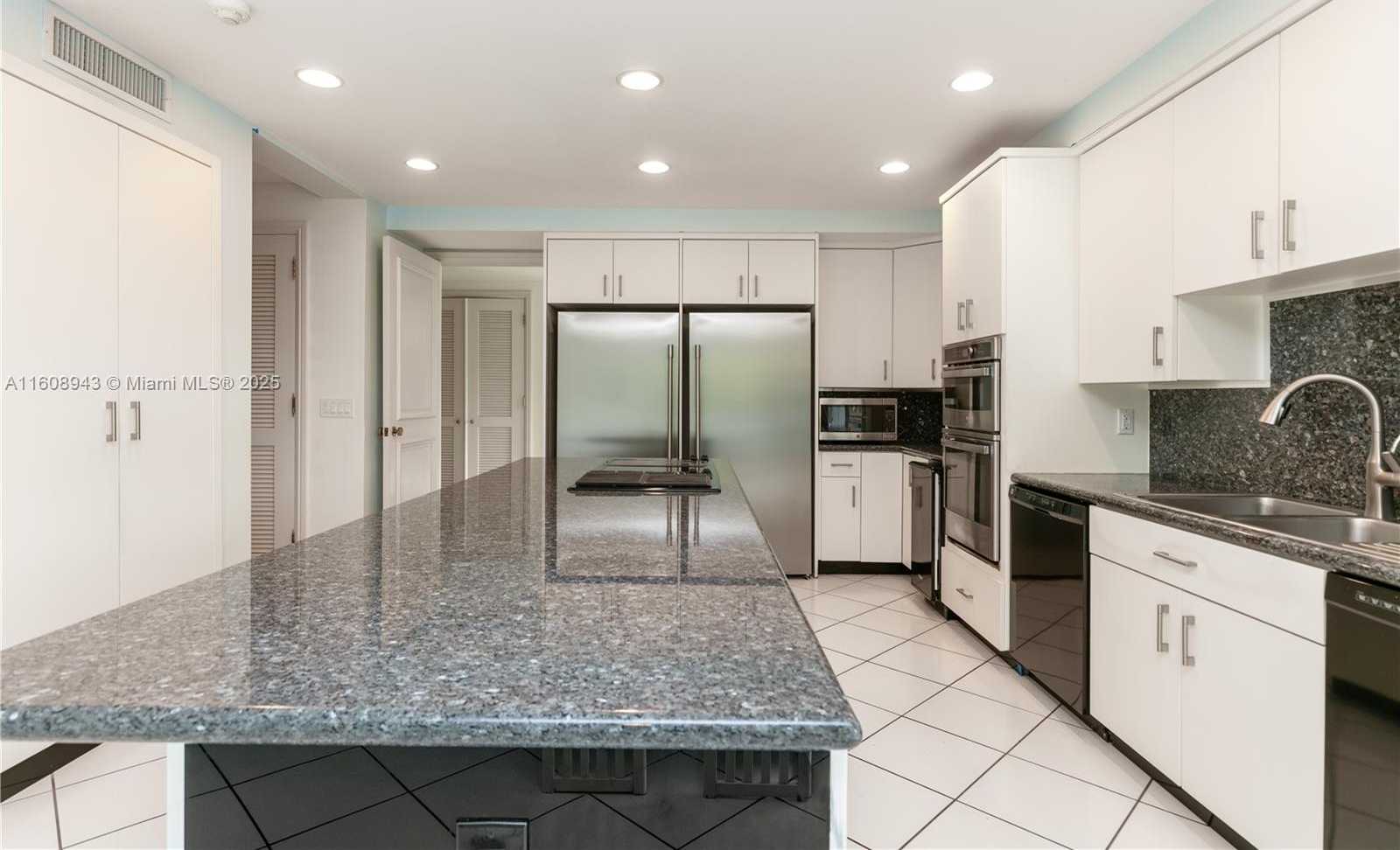 Small Image of 241 CAPE FLORIDA DR, Key Biscayne Number 80