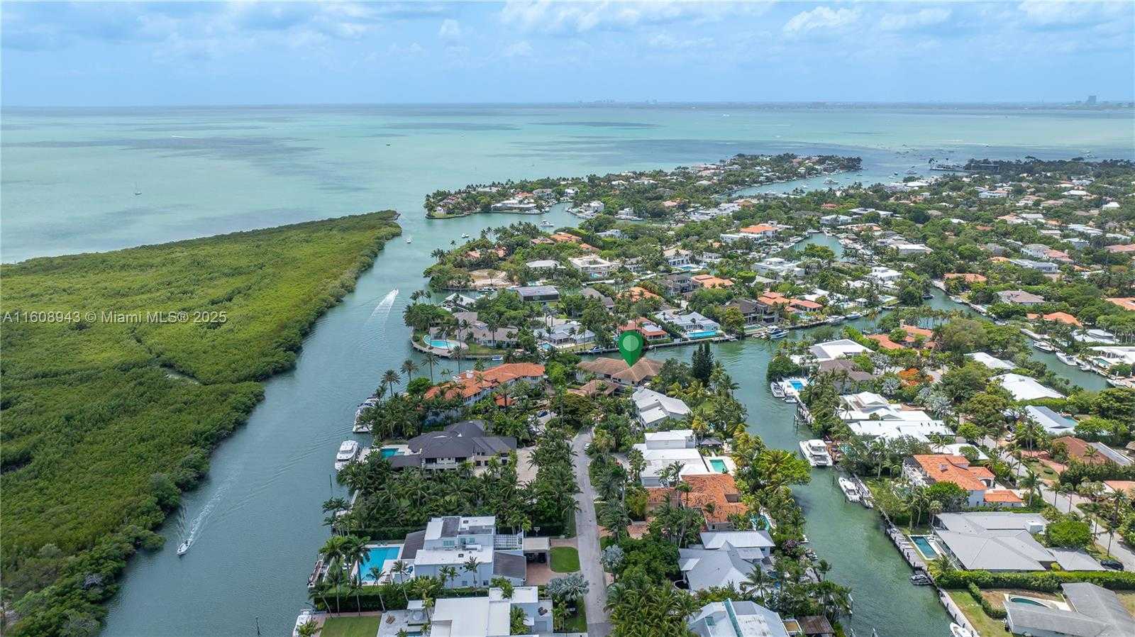 Small Image of 241 CAPE FLORIDA DR, Key Biscayne Number 85