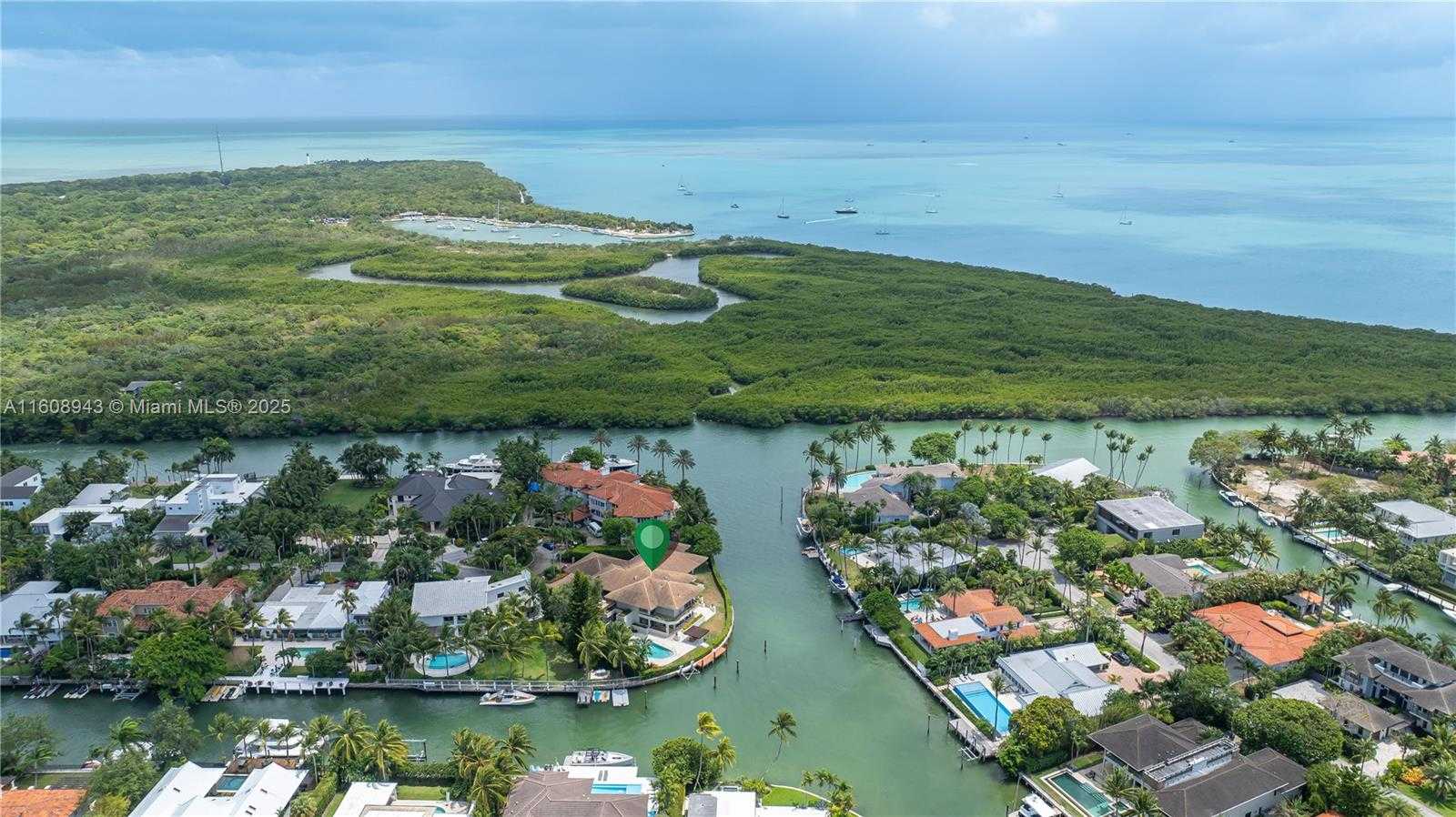 Small Image of 241 CAPE FLORIDA DR, Key Biscayne Number 88
