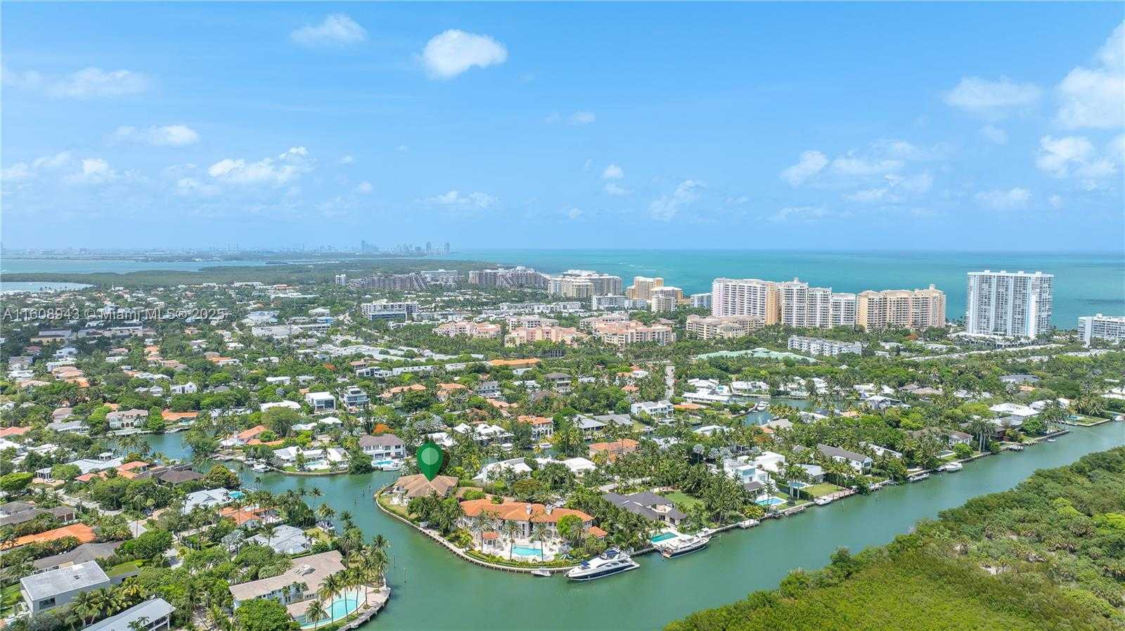 Small Image of 241 CAPE FLORIDA DR, Key Biscayne Number 89