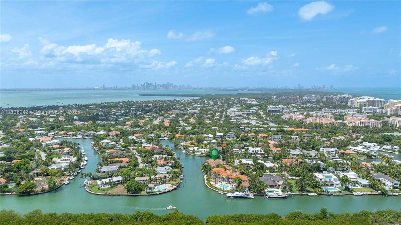Small Image of 241 CAPE FLORIDA DR, Key Biscayne Number 90
