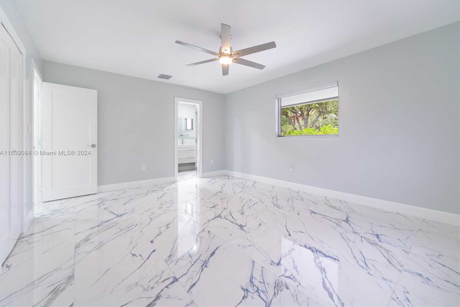 Small Image of 1220 NORTH EAST 83 ST, Miami Number 11