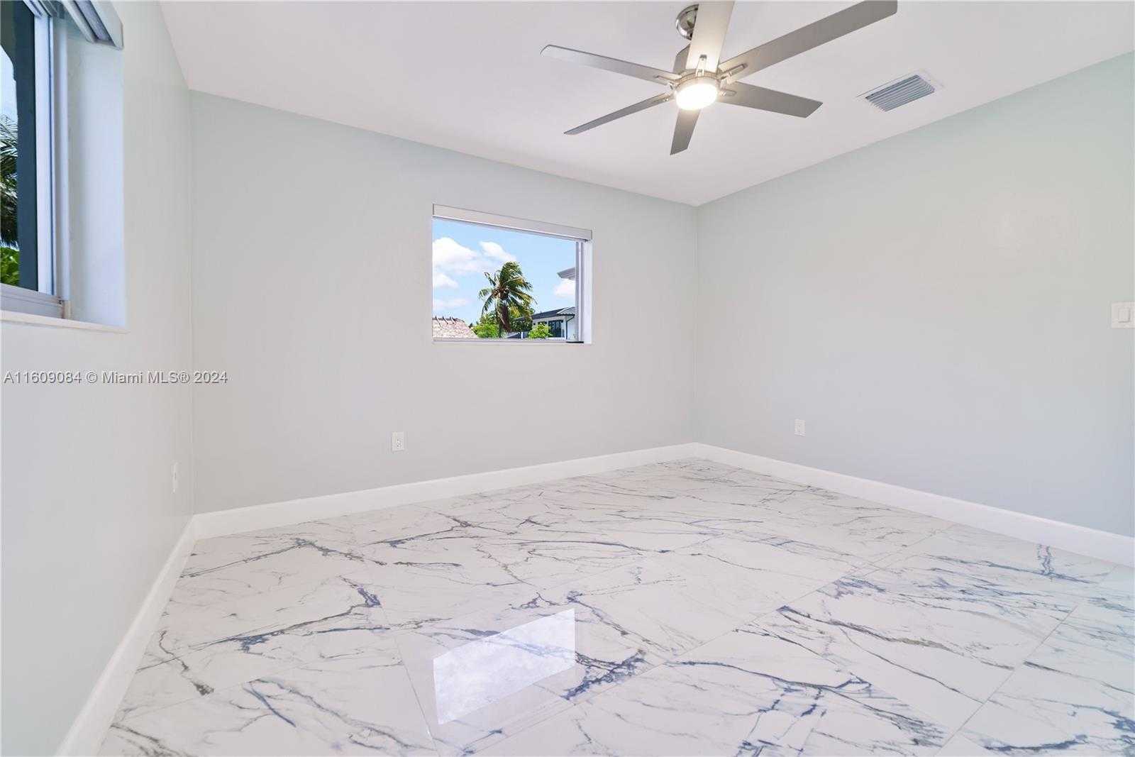 Small Image of 1220 NORTH EAST 83 ST, Miami Number 15