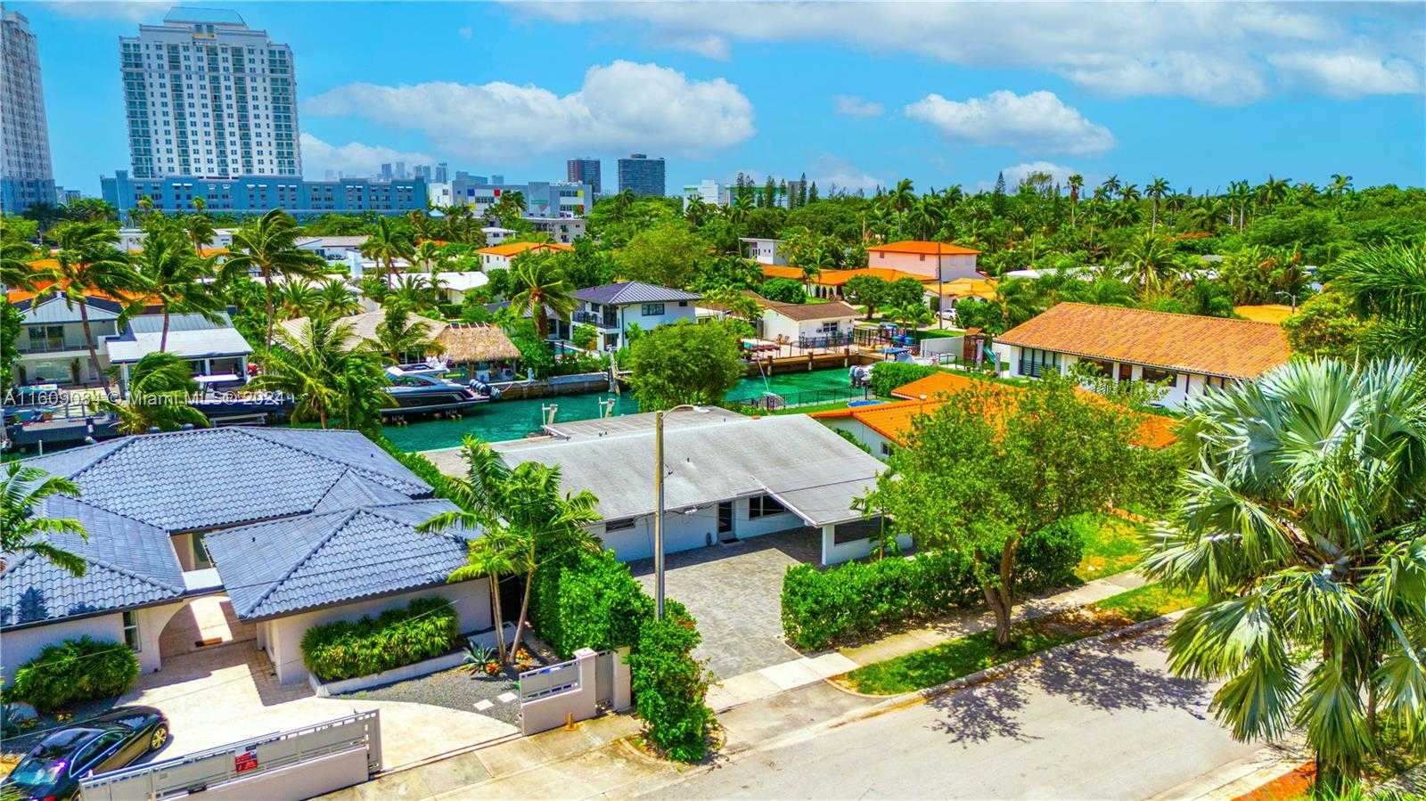 Small Image of 1220 NORTH EAST 83 ST, Miami Number 29