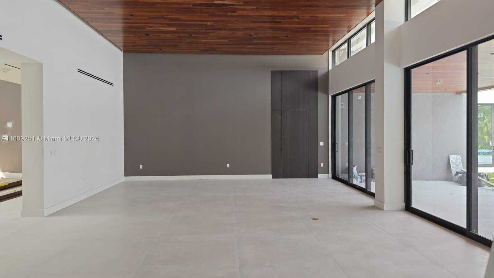 Small Image of 6675 SOUTH WEST 96TH ST, Pinecrest Number 24