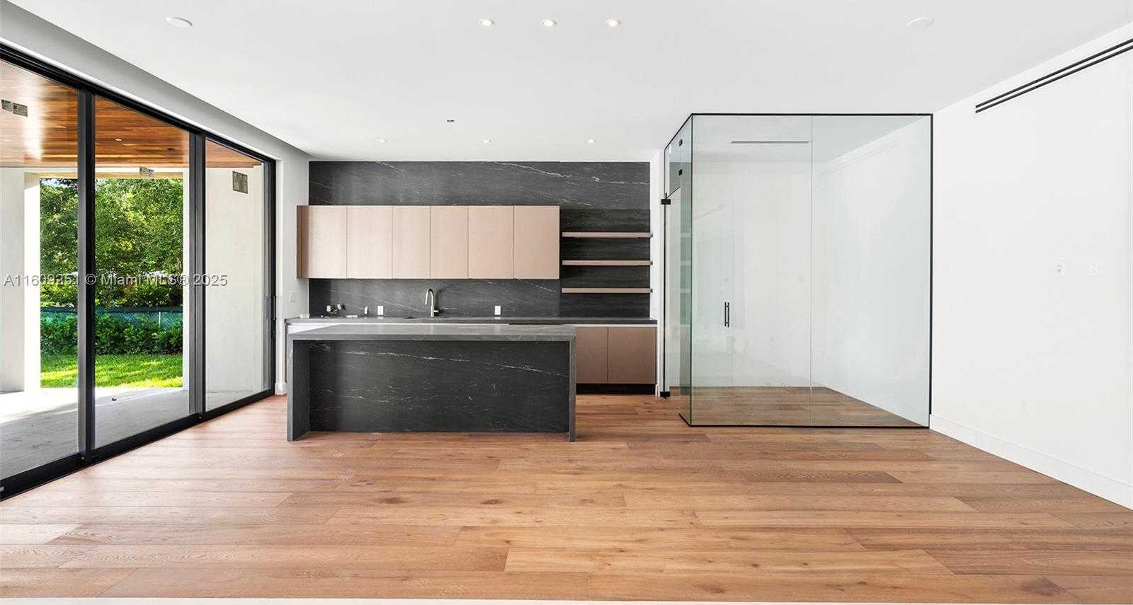 Small Image of 6675 SOUTH WEST 96TH ST, Pinecrest Number 41