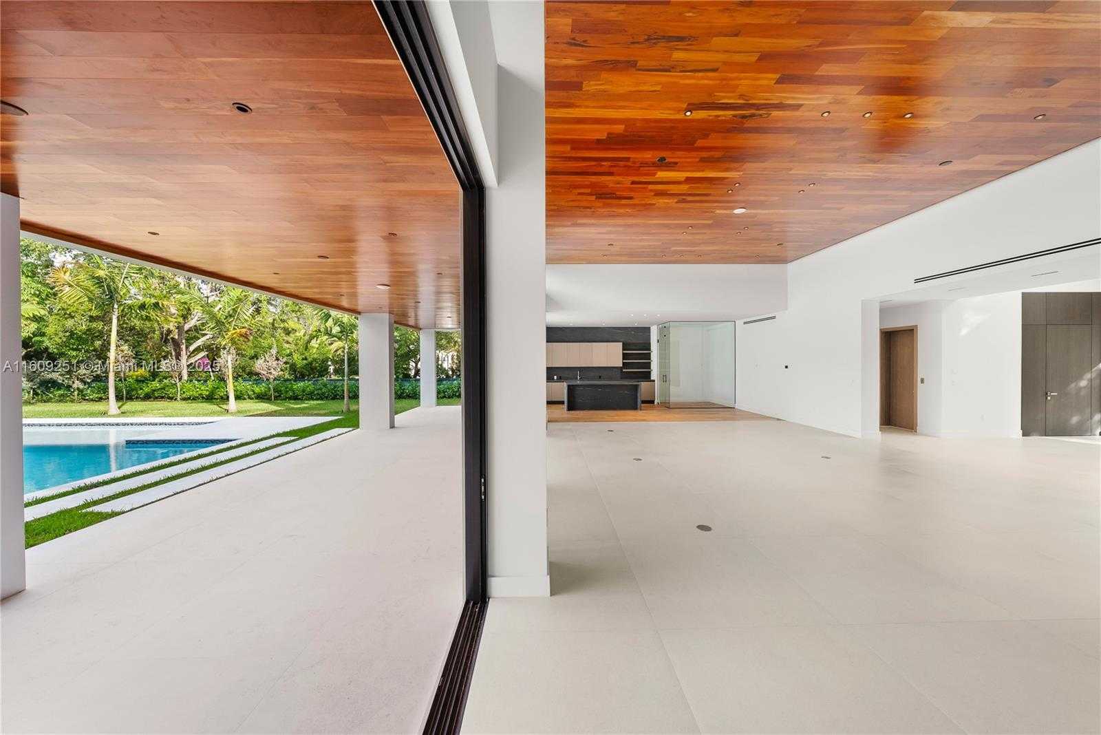 Small Image of 6675 SOUTH WEST 96TH ST, Pinecrest Number 66