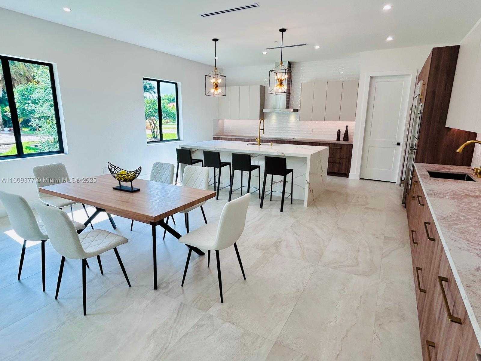 Small Image of 12231 SOUTH WEST 2ND ST, Plantation Number 14