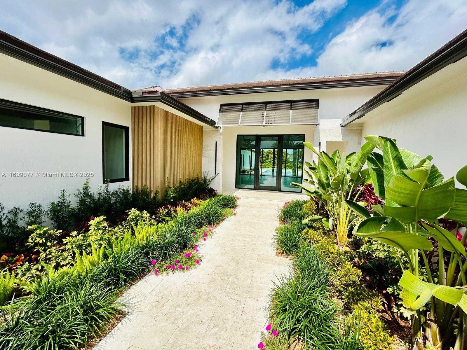 Small Image of 12231 SOUTH WEST 2ND ST, Plantation Number 3