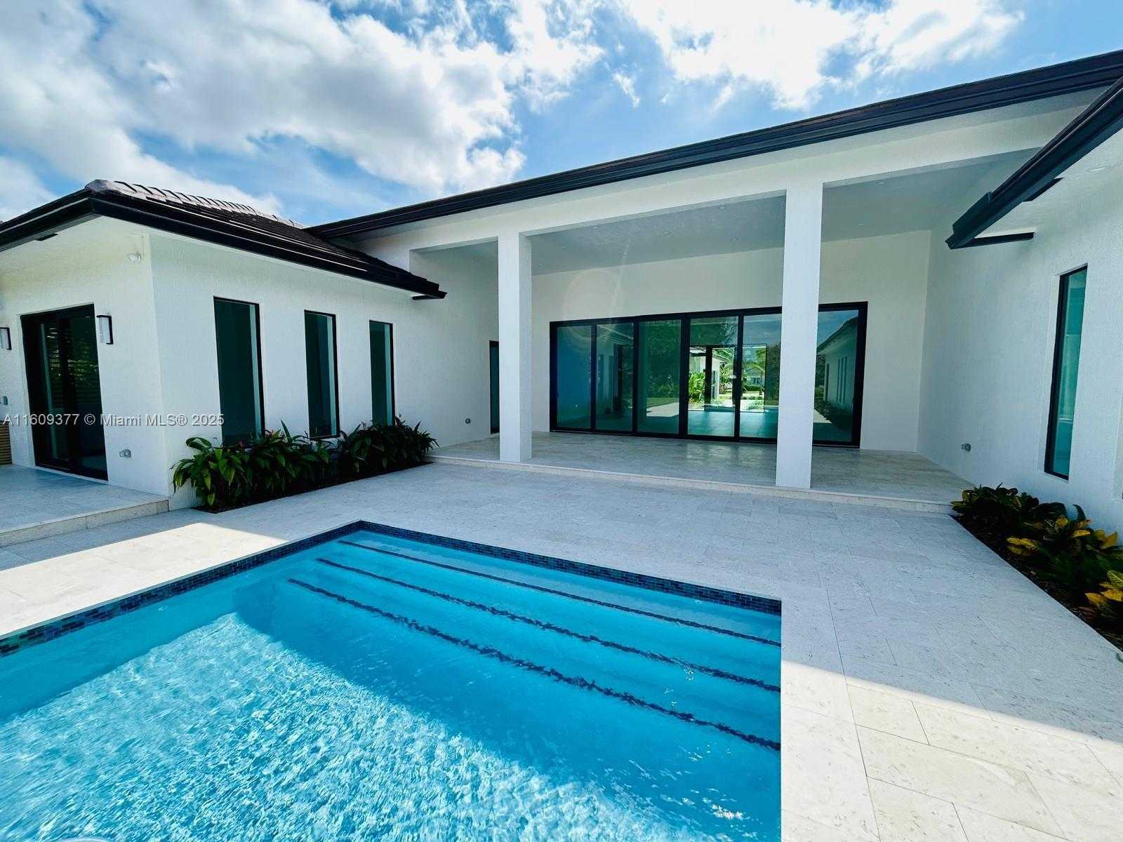 Small Image of 12231 SOUTH WEST 2ND ST, Plantation Number 42