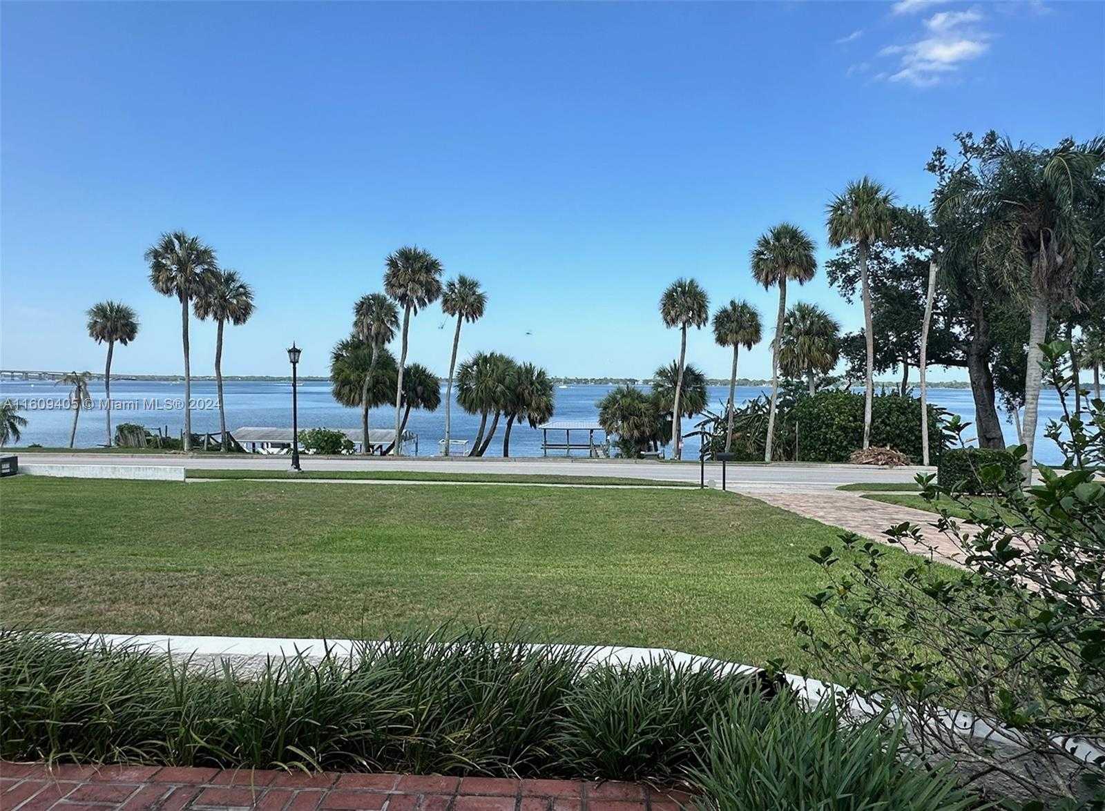 Small Image of 1613 NORTH INDIAN RIVER DRIVE, Cocoa Number 12