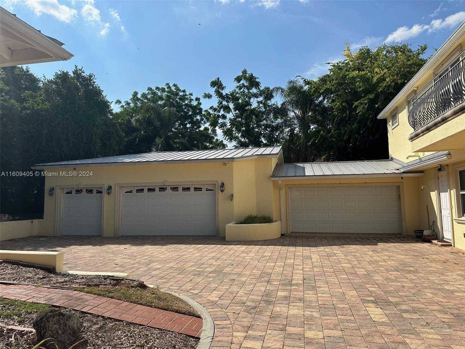 Small Image of 1613 NORTH INDIAN RIVER DRIVE, Cocoa Number 23