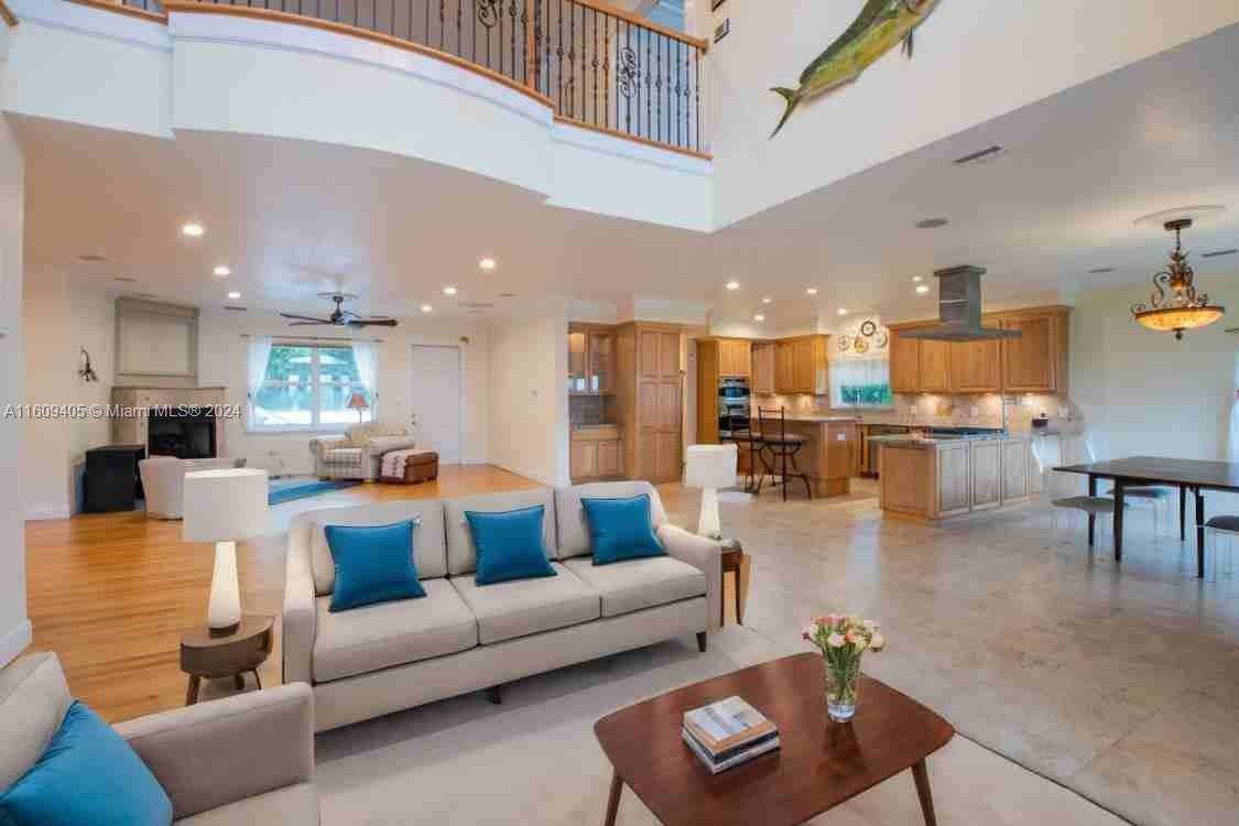 Small Image of 1613 NORTH INDIAN RIVER DRIVE, Cocoa Number 27