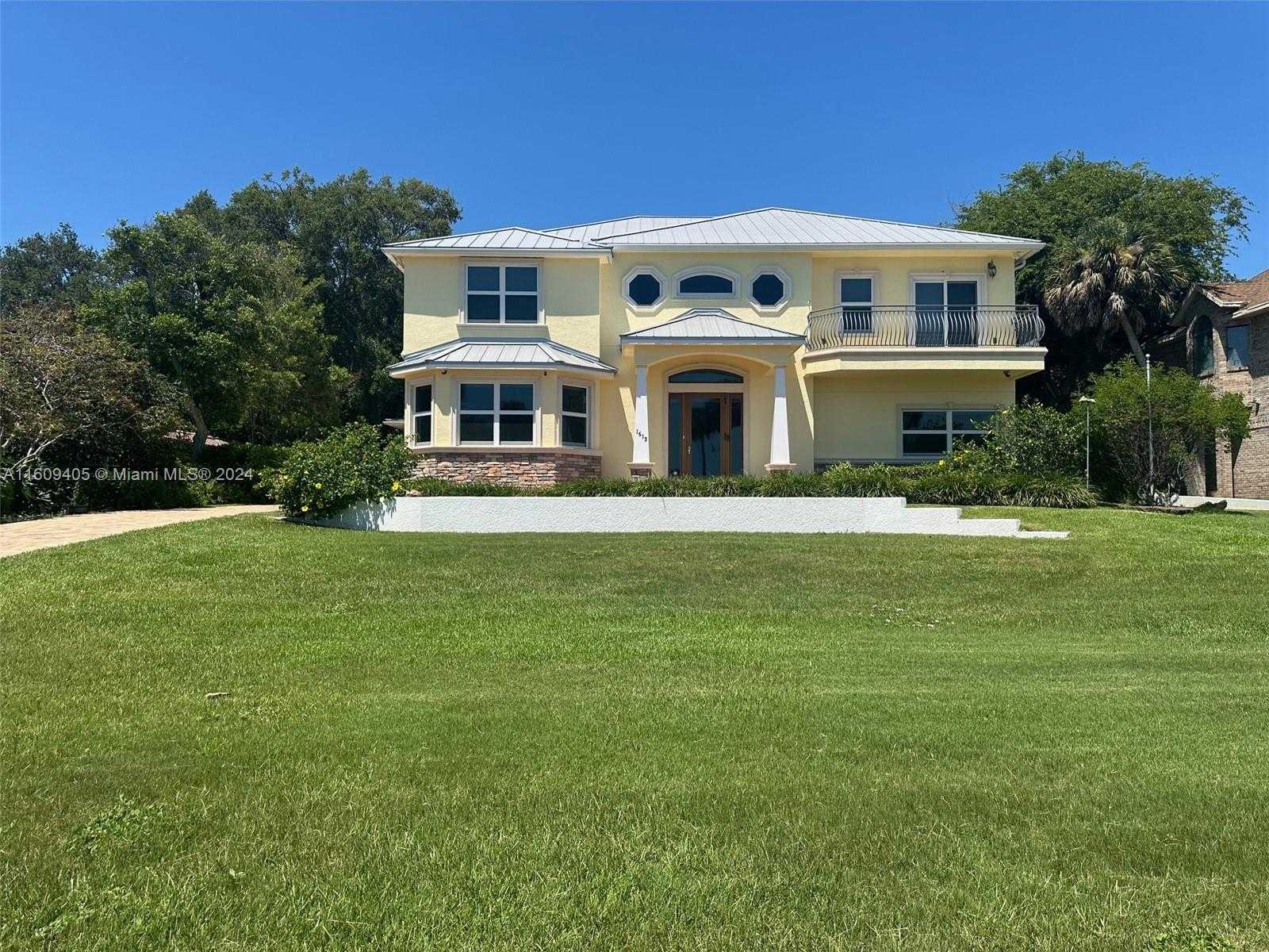 Small Image of 1613 NORTH INDIAN RIVER DRIVE, Cocoa Number 3