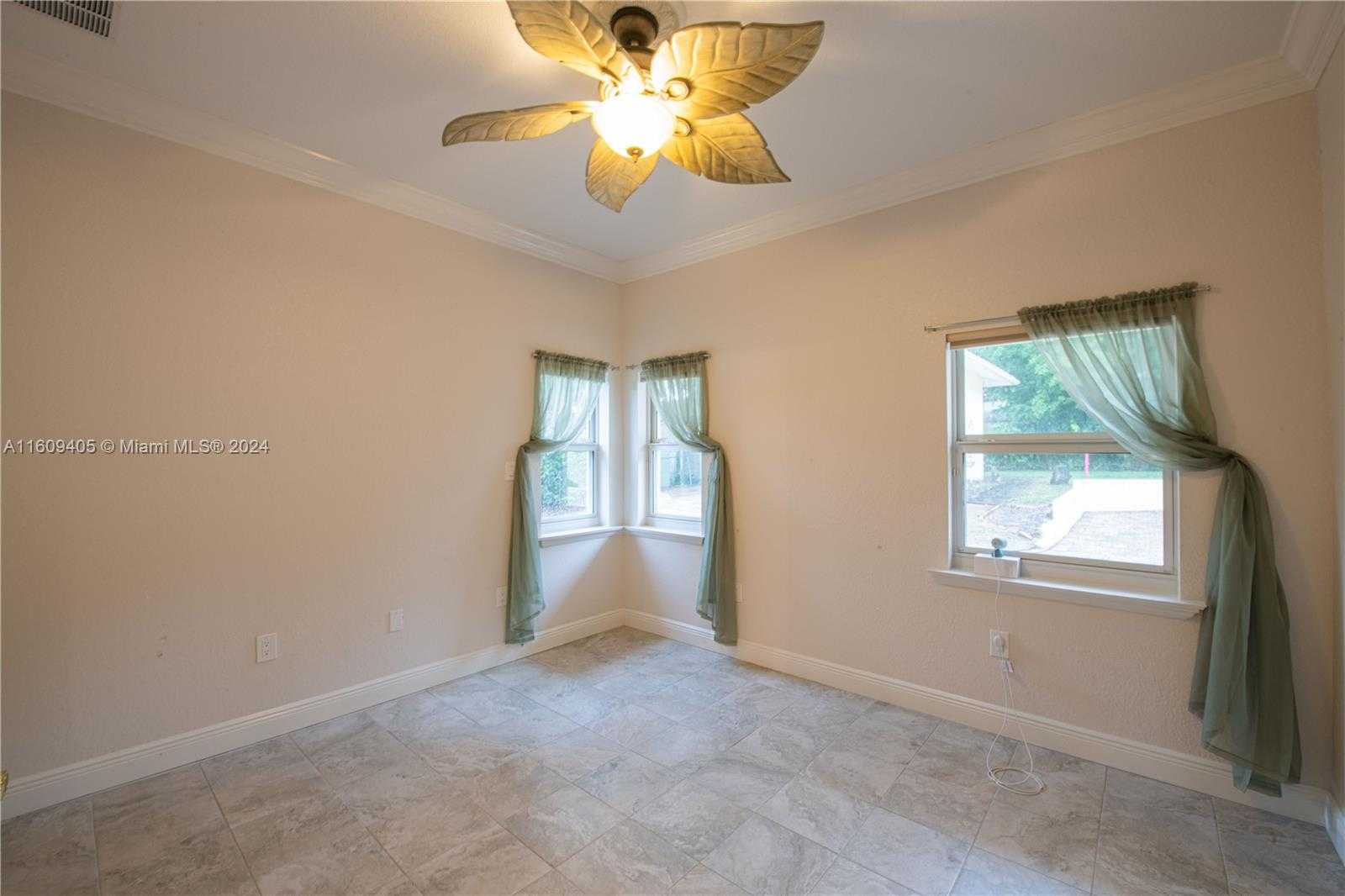 Small Image of 1613 NORTH INDIAN RIVER DRIVE, Cocoa Number 36