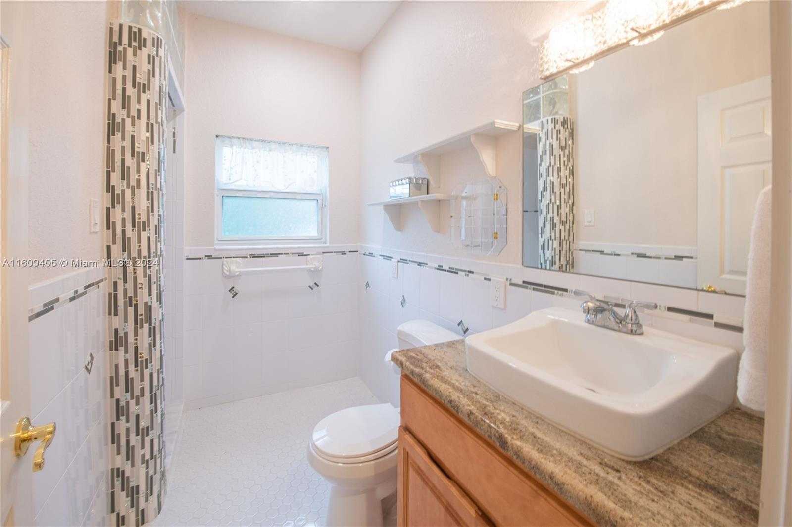 Small Image of 1613 NORTH INDIAN RIVER DRIVE, Cocoa Number 40