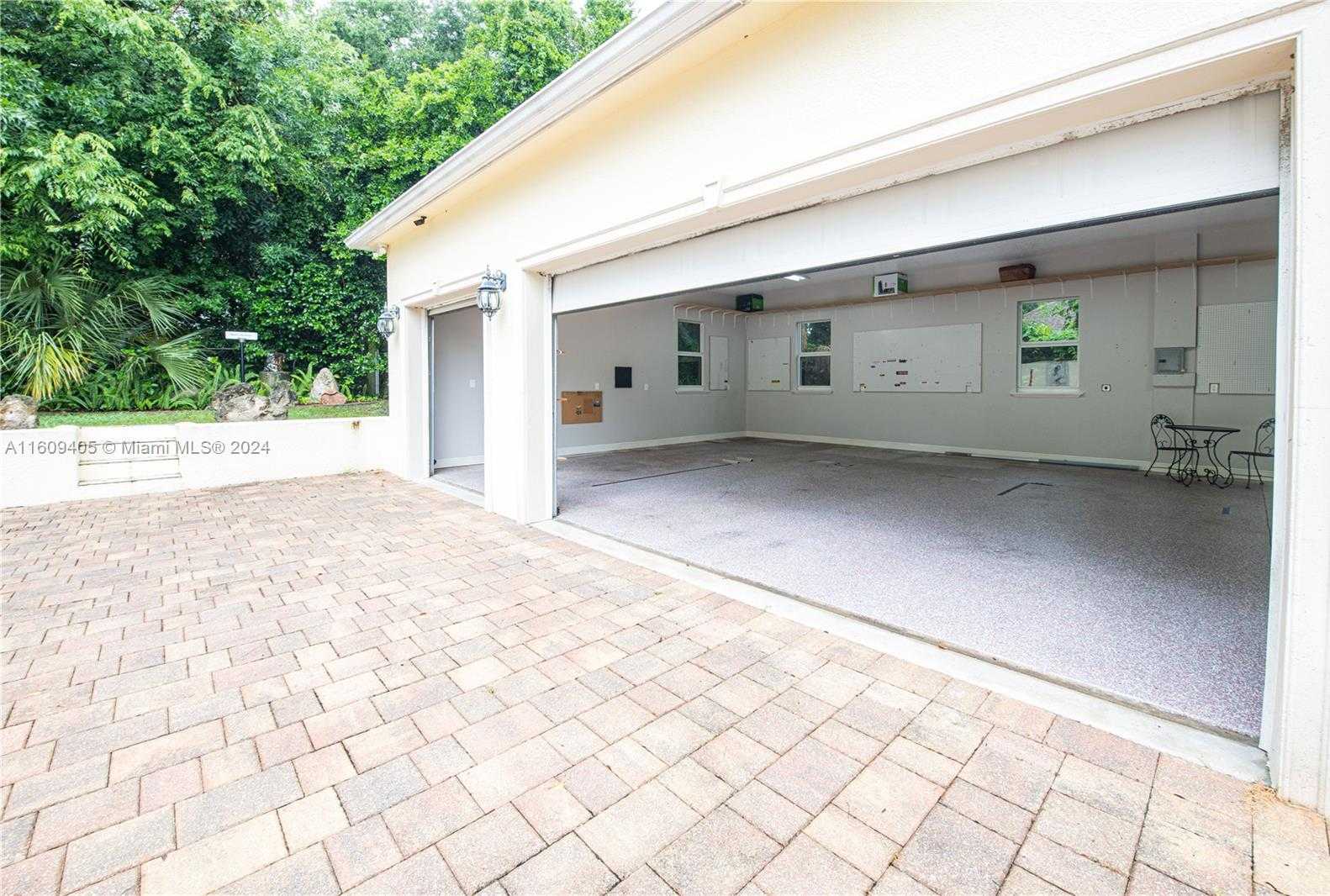 Small Image of 1613 NORTH INDIAN RIVER DRIVE, Cocoa Number 60