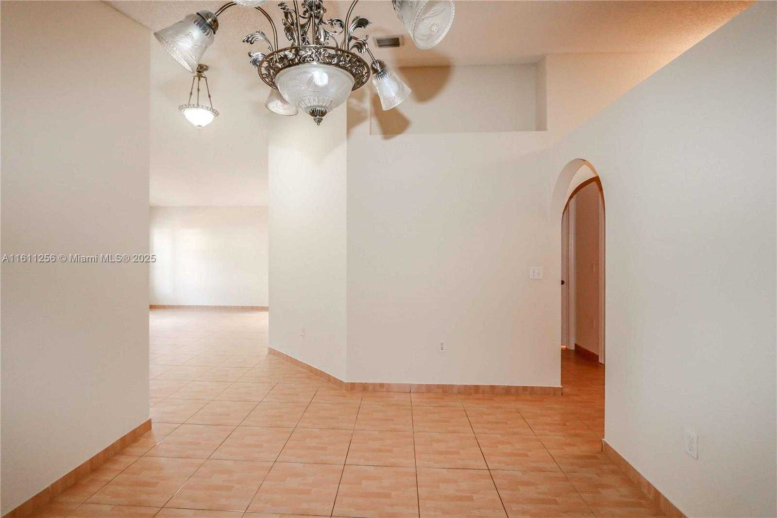 Small Image of 21532 SOUTH WEST 88TH PL, Cutler Bay Number 7