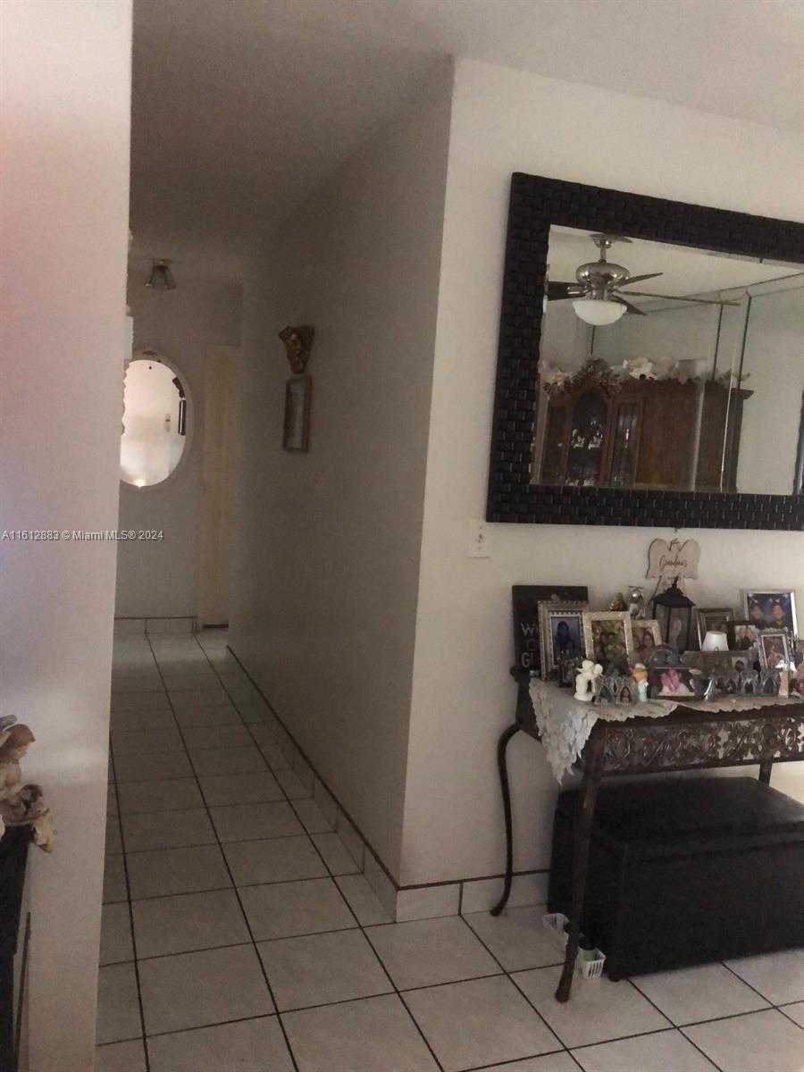 Small Image of 720 EAST 39TH ST, Hialeah Number 7