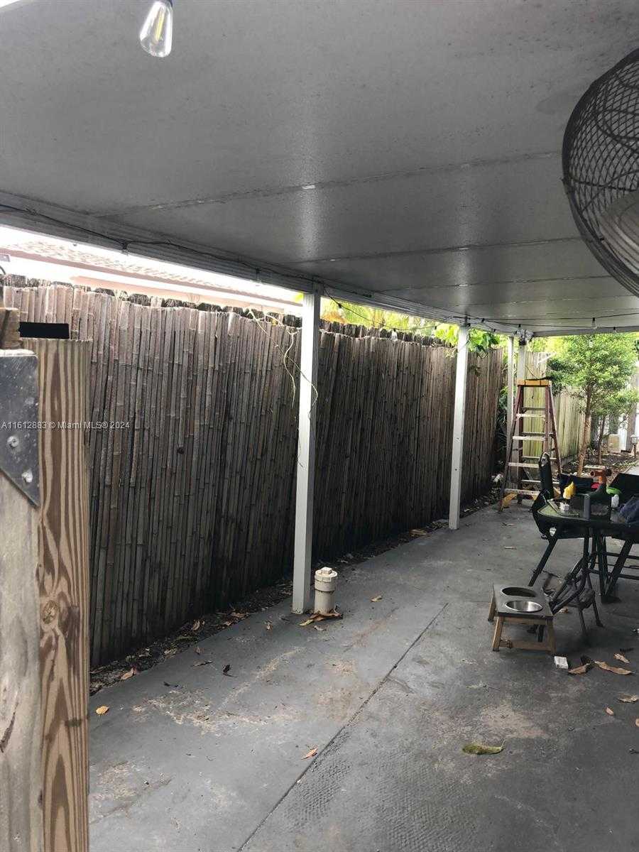Small Image of 720 EAST 39TH ST, Hialeah Number 9