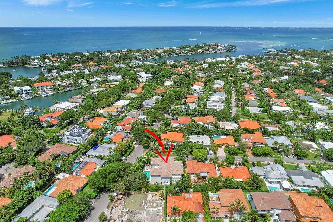 Small Image of 797 Ridgewood Rd, Key Biscayne, FL 33149, USA Number 20