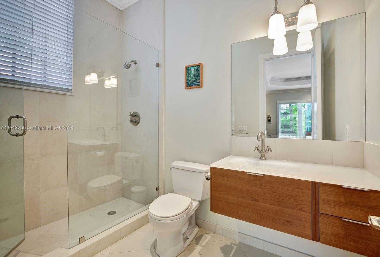 Small Image of 797 Ridgewood Rd, Key Biscayne, FL 33149, USA Number 32