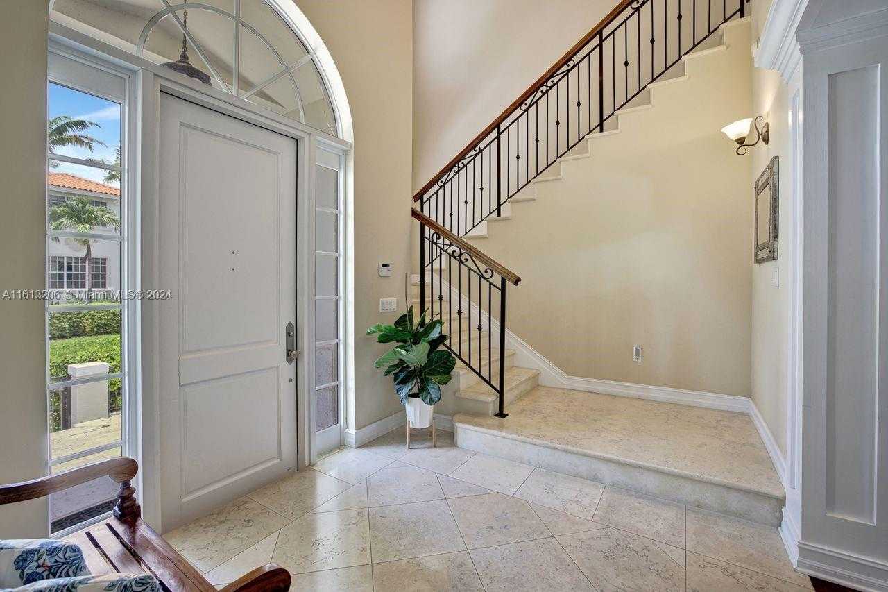 Small Image of 797 Ridgewood Rd, Key Biscayne, FL 33149, USA Number 33