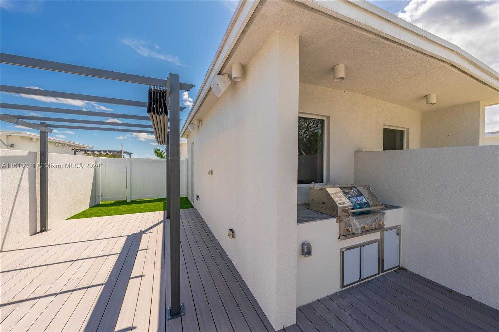 Small Image of 811 SOUTH EAST 12TH CT, Fort Lauderdale Number 16