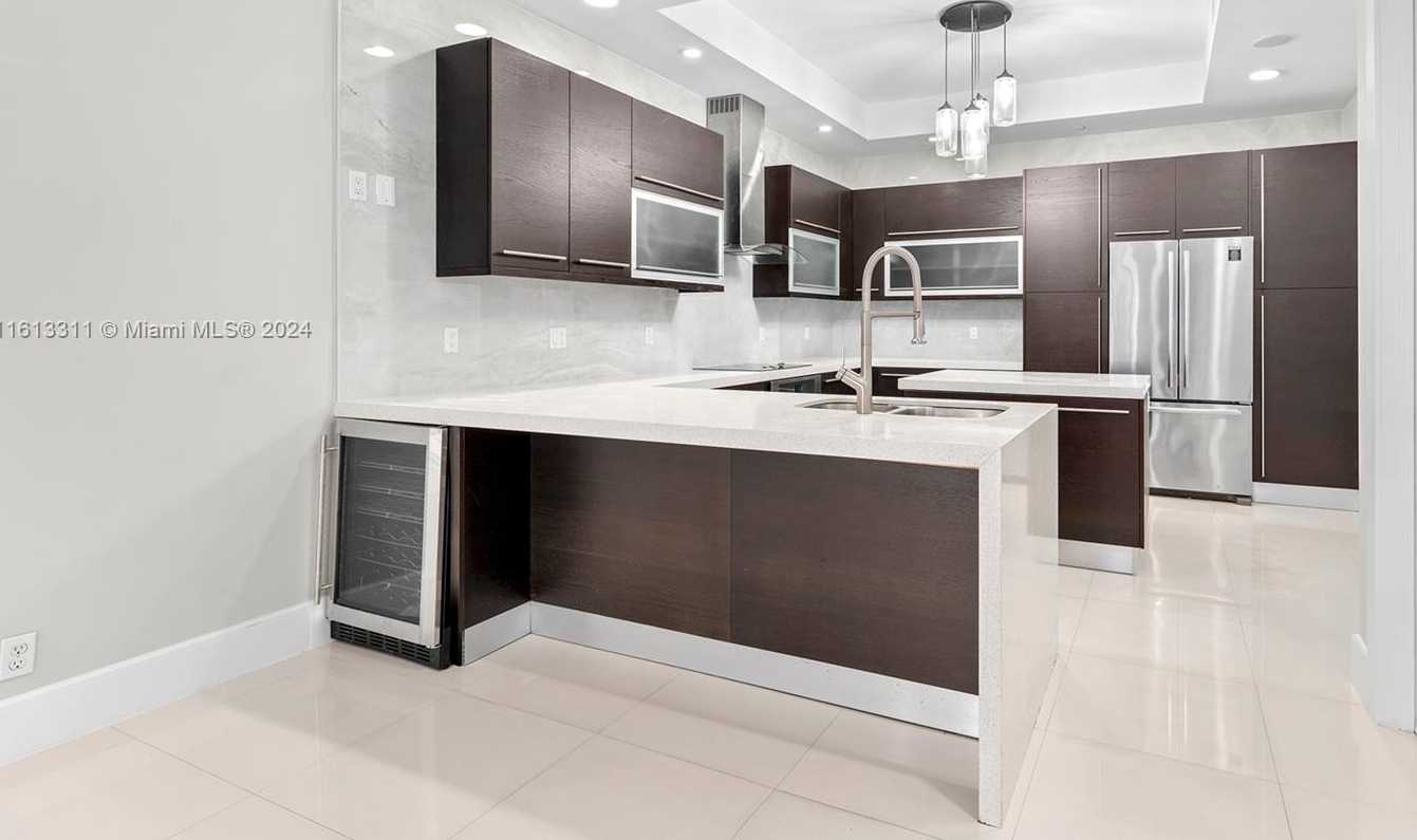 Small Image of 811 SOUTH EAST 12TH CT, Fort Lauderdale Number 3