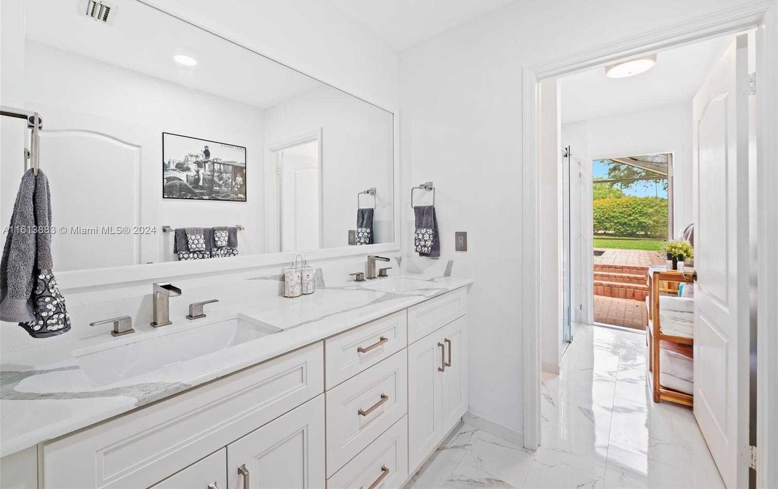 Small Image of 450 NORTH WEST 195TH AVE, Pembroke Pines Number 23