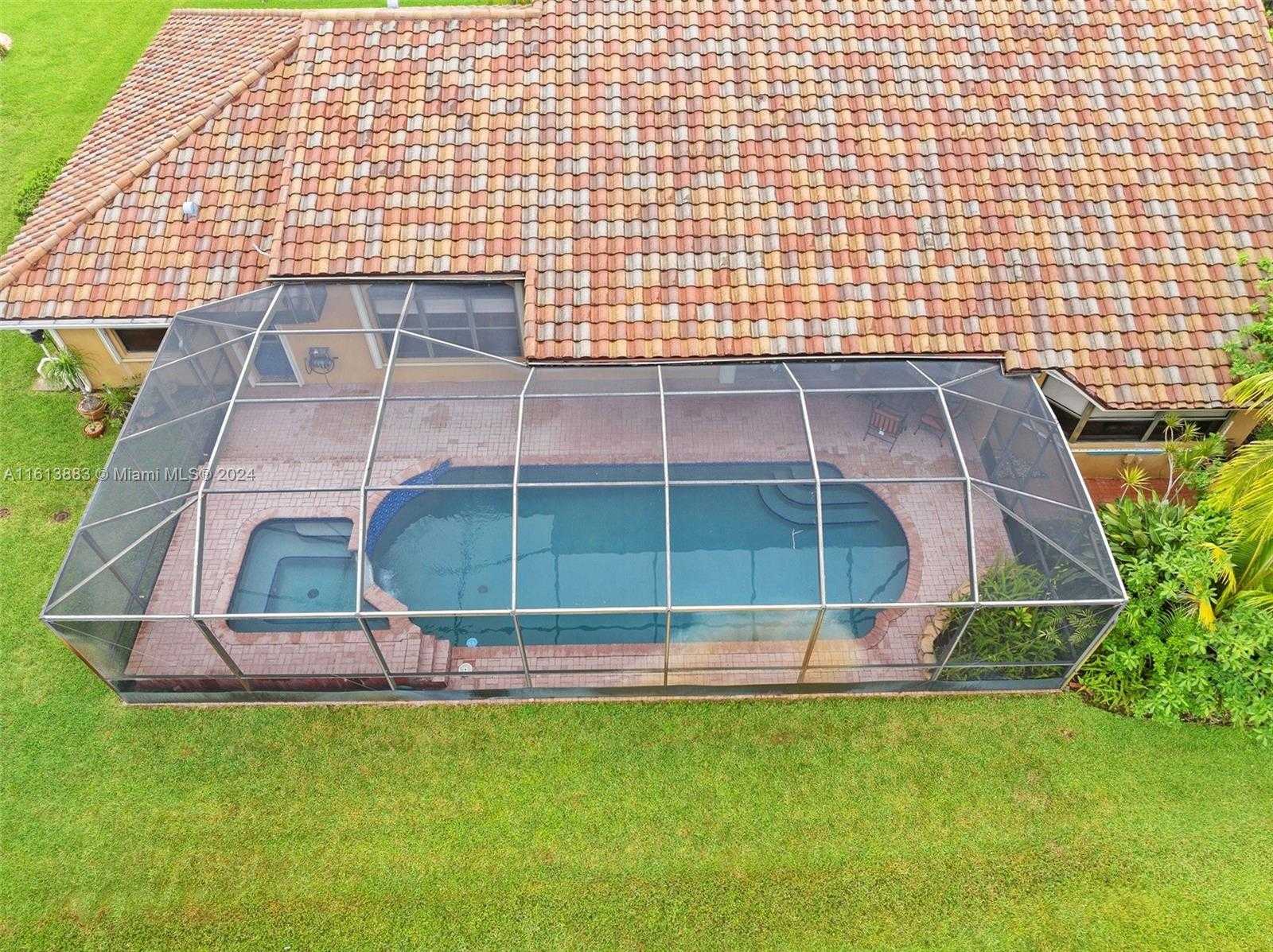 Small Image of 450 NORTH WEST 195TH AVE, Pembroke Pines Number 33