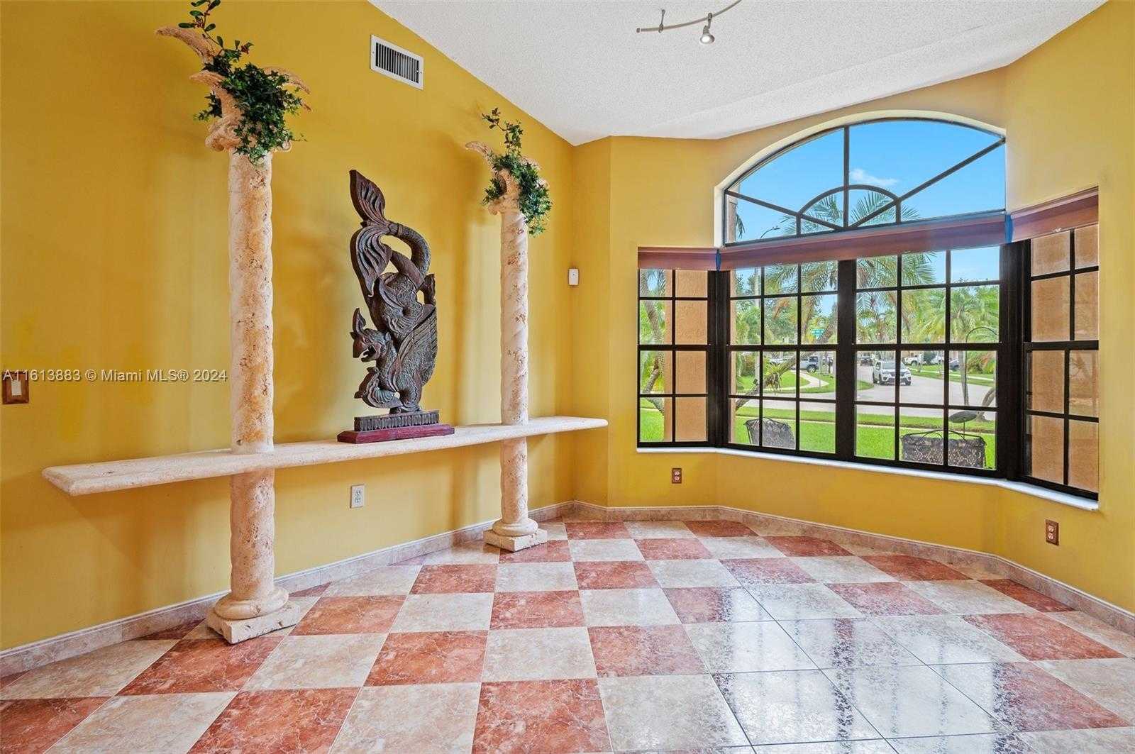 Small Image of 450 NORTH WEST 195TH AVE, Pembroke Pines Number 8