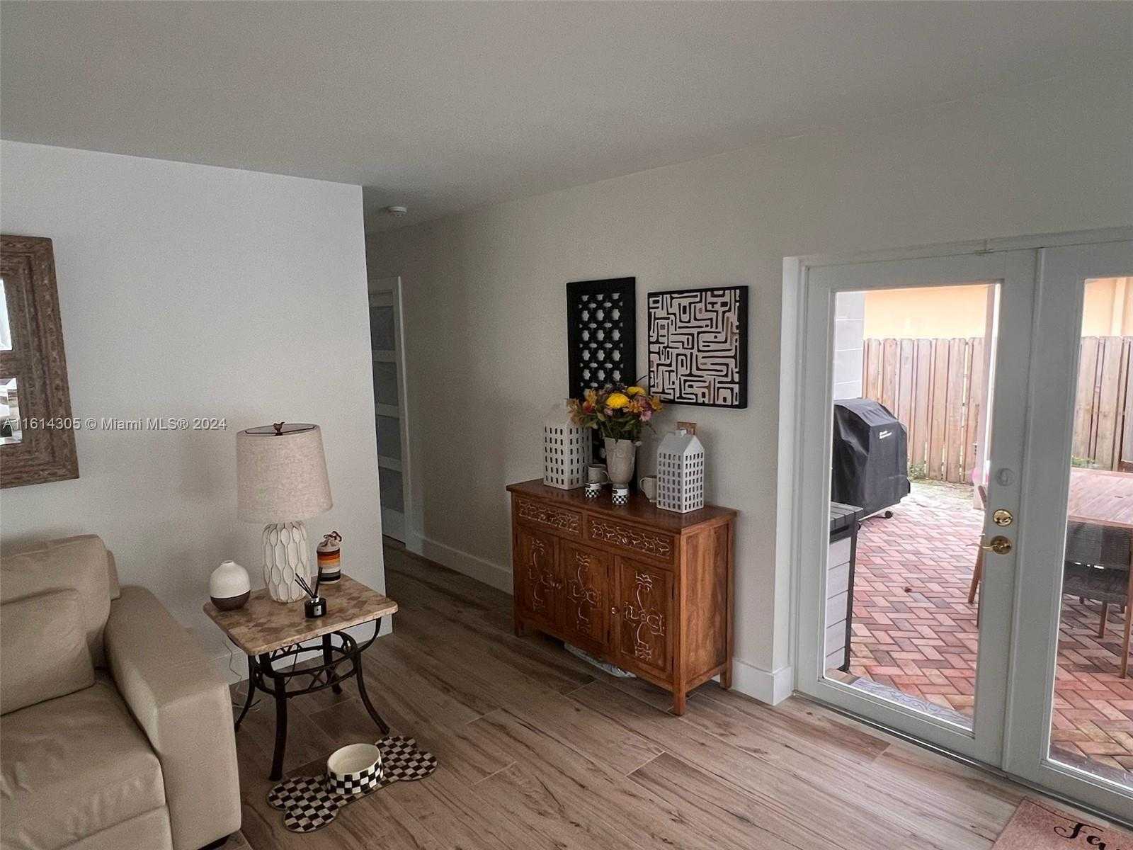 Small Image of 2156 NORTH EAST 18TH AVE, Wilton Manors Number 13
