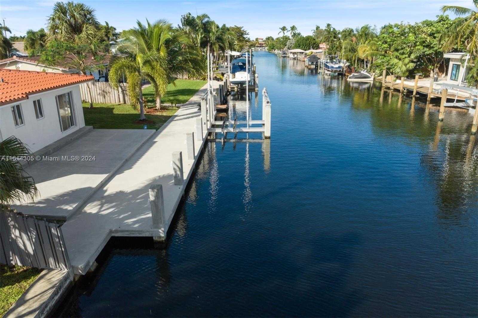 Small Image of 2156 NORTH EAST 18TH AVE, Wilton Manors Number 26