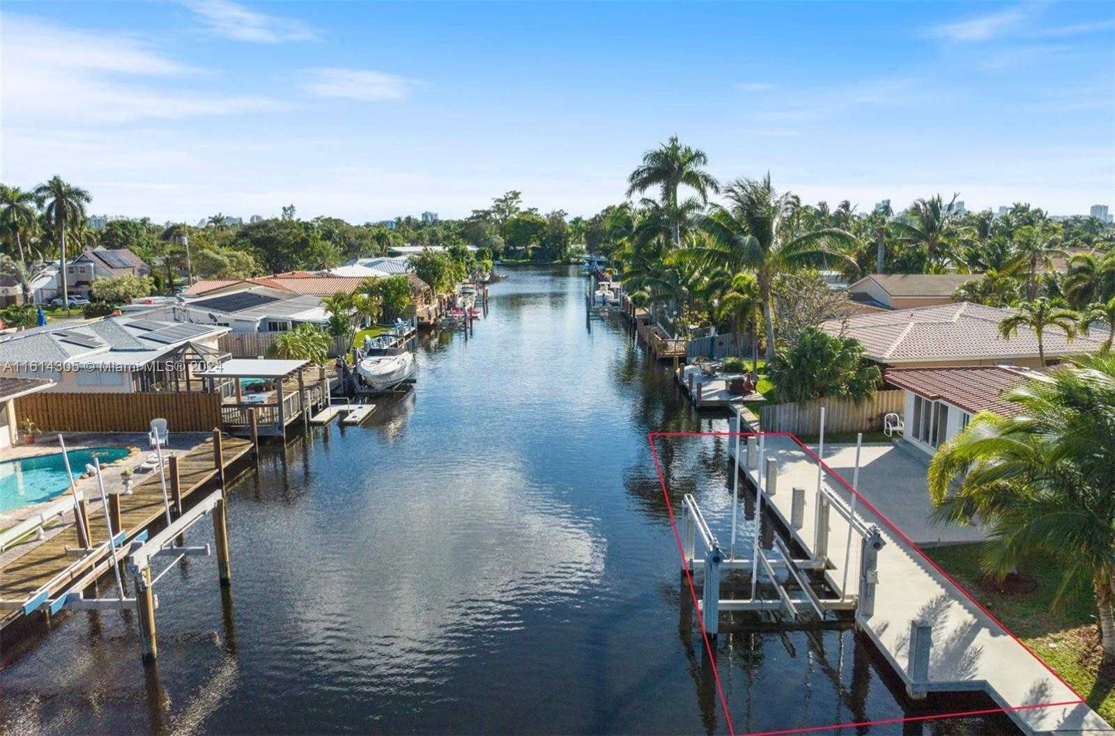 Small Image of 2156 NORTH EAST 18TH AVE, Wilton Manors Number 28