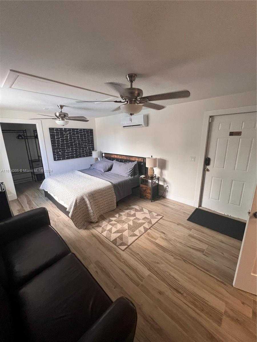 Small Image of 2156 NORTH EAST 18TH AVE, Wilton Manors Number 37