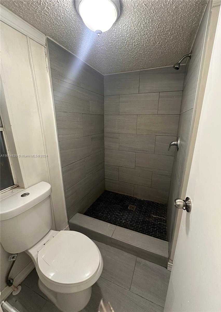 Small Image of 19800 SOUTH WEST 180TH #470, Miami Number 13