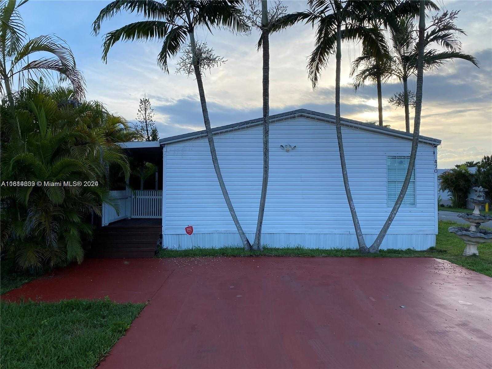 Small Image of 19800 SOUTH WEST 180TH #470, Miami Number 4