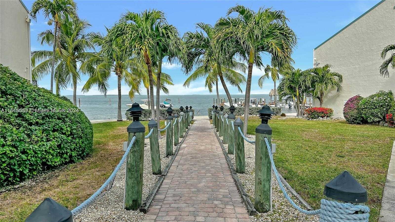 Small Image of 87200 OVERSEAS HIGHWAY #V9, Islamorada Number 11