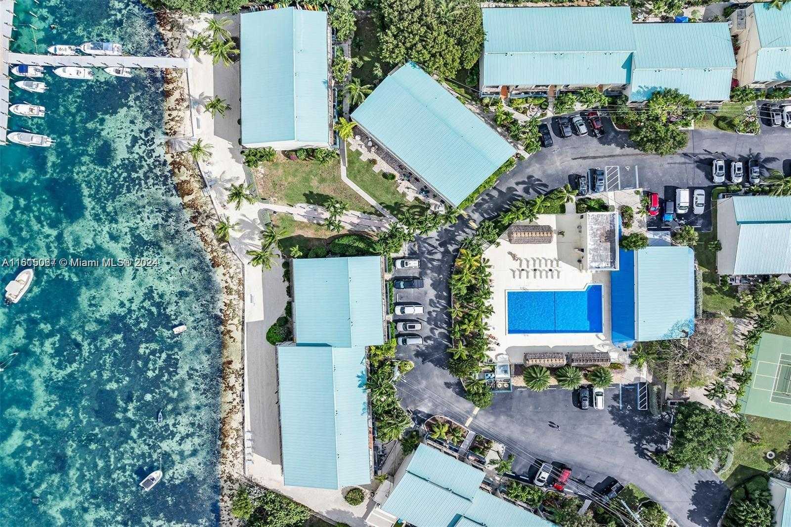 Small Image of 87200 OVERSEAS HIGHWAY #V9, Islamorada Number 4