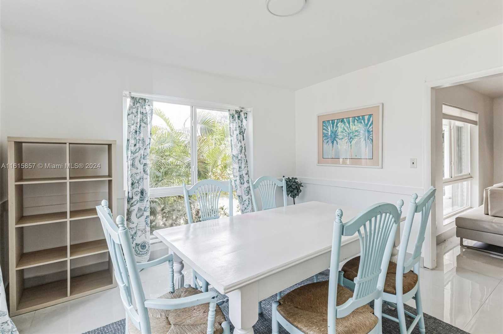 Small Image of 633 NORTH CRESCENT DR, Hollywood Number 39