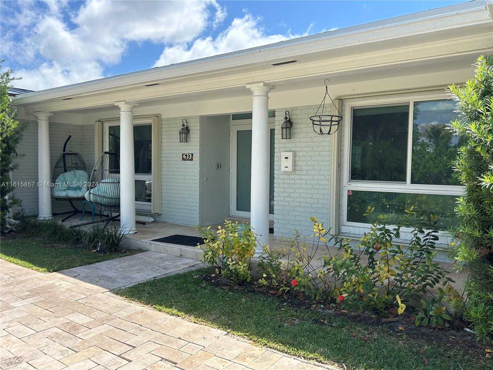 Small Image of 633 NORTH CRESCENT DR, Hollywood Number 67